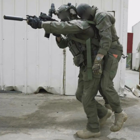 buddustrap-injured-personnel-carrier-coyote-brown